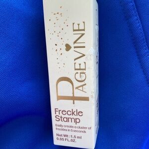 💖3/$15💖 Freckle Stamp Pen Fake Freckles Stain Tool Natural Light